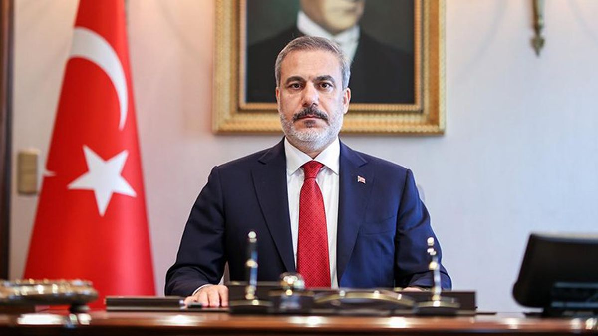 Dışişleri Bakanı Hakan Fidan, ilk temasını Yunan mevkidaşı ile yaptı! Görüşmede düzensiz göç konusu ele alındı