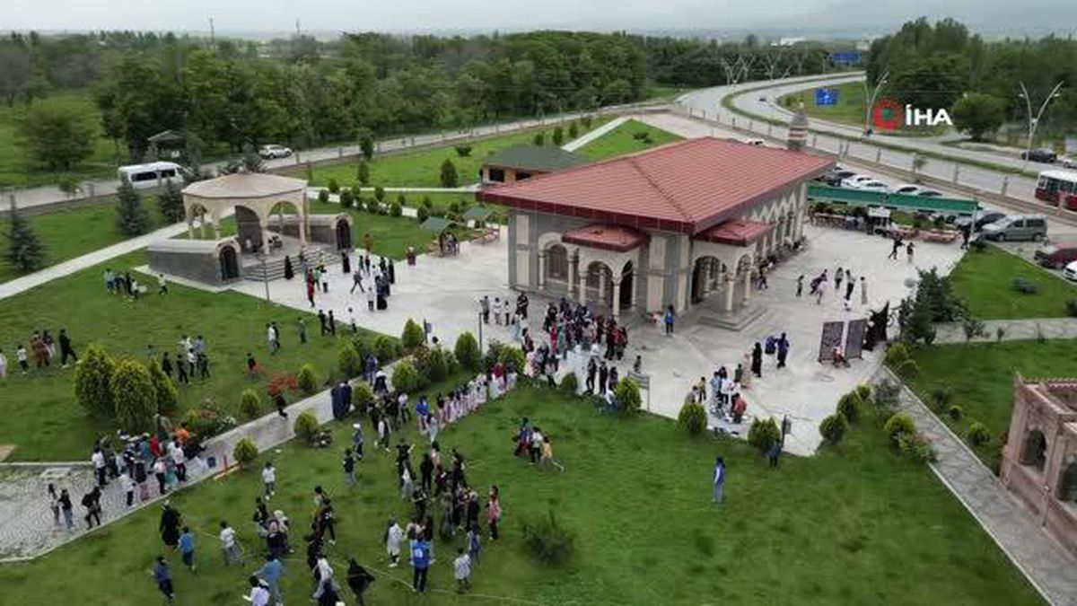 Diyanet Gençlik Merkezi'nden coşkulu yılsonu etkinliği