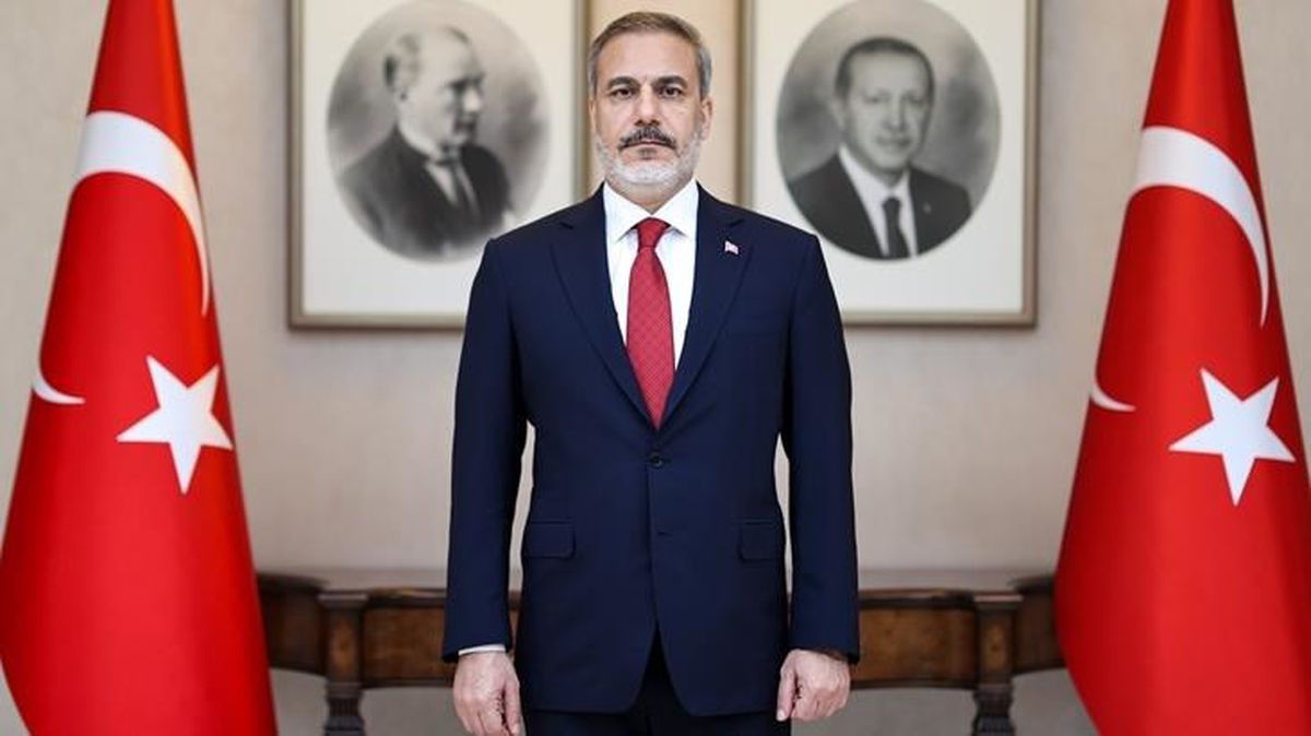 Hakan Fidan da Twitter aleminde! Takip ettiği 4 hesap var