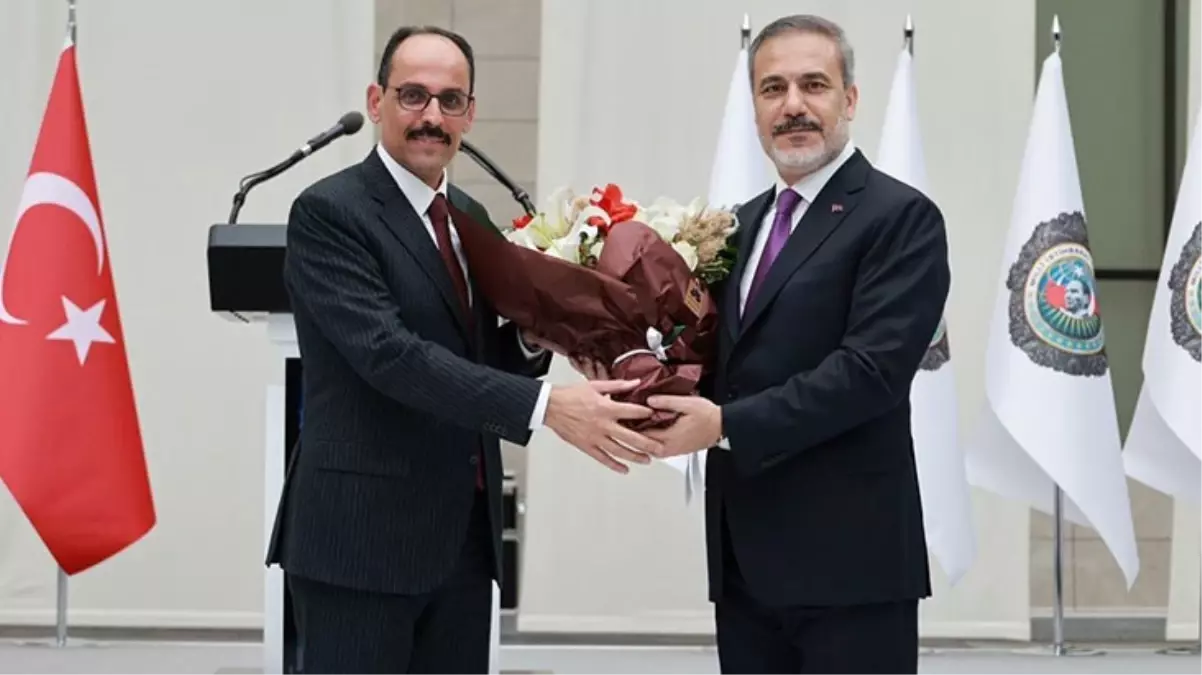 MİT Başkanlığı'na atanan İbrahim Kalın, Hakan Fidan'dan görevi resmen devraldı