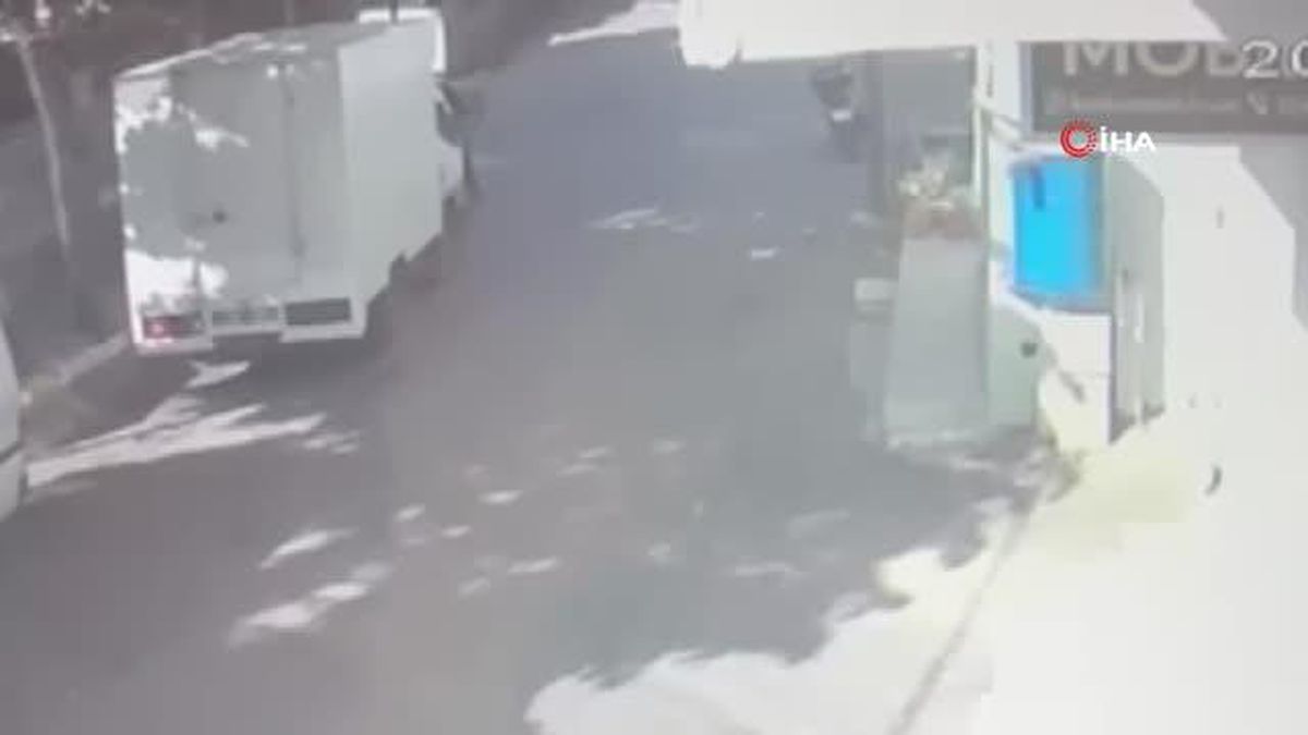 Pendik'te Sahte Diploma Kavgası: Emekli Öğretmene Kurşun Yağdırıldı