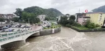 Samsun'da Sağanak Yağış Taşkınlıklara Neden Oldu