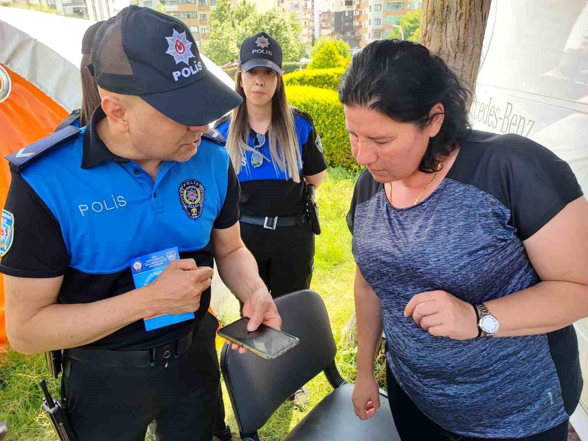 Depremzedeler Dolandırıcılıkla Karşı Karşıya