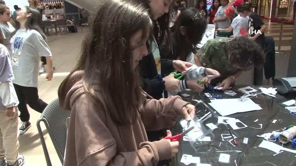 4007 TÜBİTAK Kartal'ın Gözünden Bilim Şenliği Kapılarını Açtı