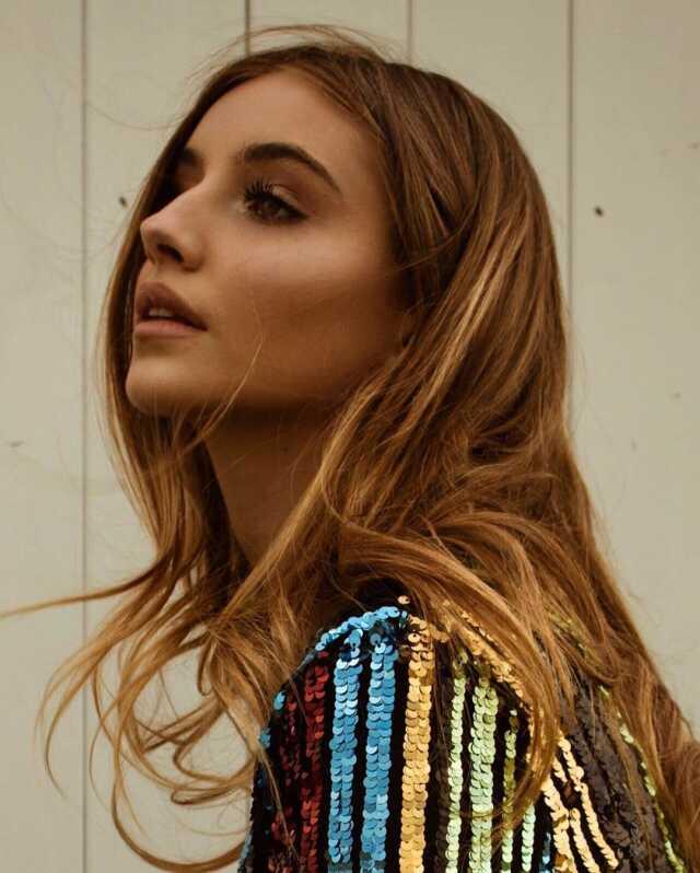 Babası taht hakkından vazgeçti! İşte İtalya'nın model ve sosyal medya fenomeni olan kraliçe adayı Babası taht hakkından vazgeçti! İşte İtalya'nın model ve sosyal medya fenomeni olan kraliçe adayı