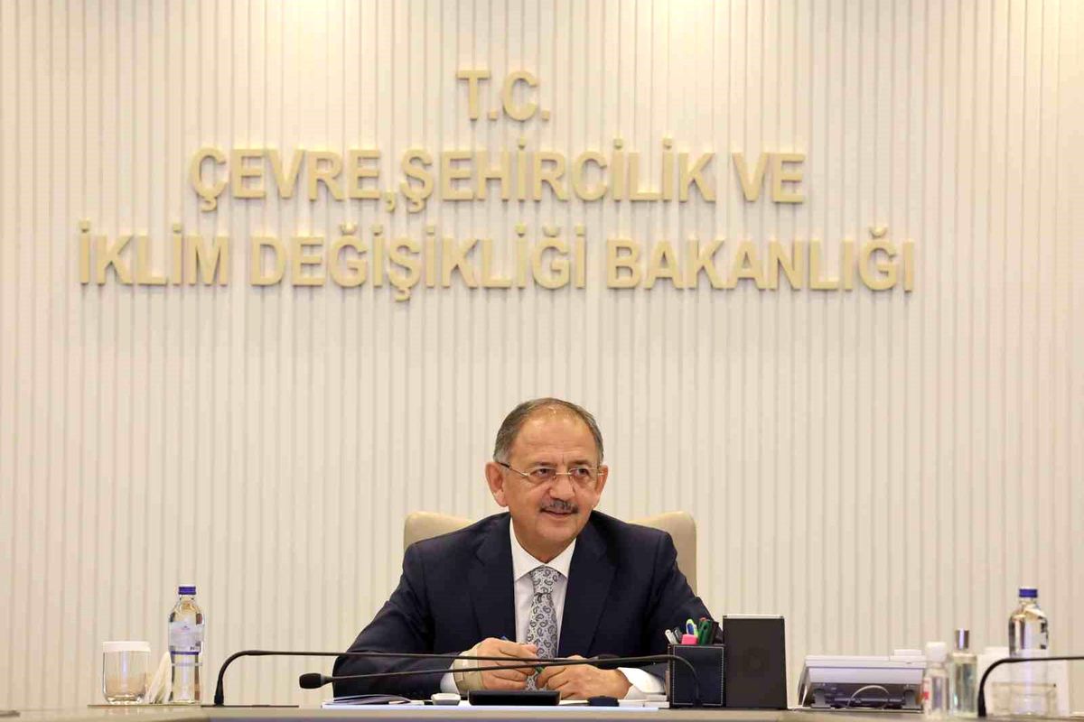 Çevre Bakanı Özhaseki, Adıyaman'da deprem bölgesinde ilk mesaisine başlıyor