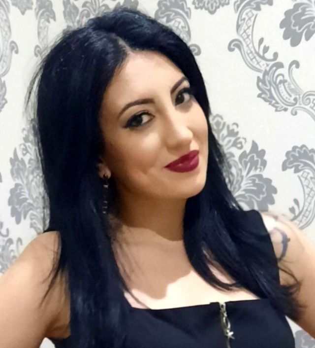 Eski sevgilisini 15 yerinden bıçakladı! Dehşet anları saniye saniye kamerada