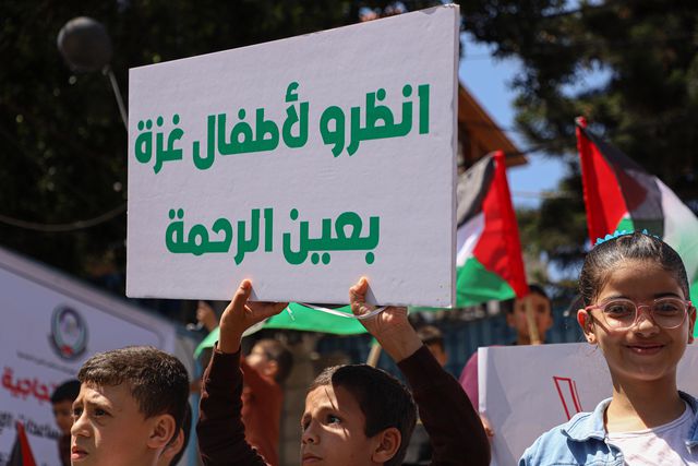 Gazzeli Çocuklar Dünya Gıda Programı'nın Yardımları Durdurmasını Protesto Etti