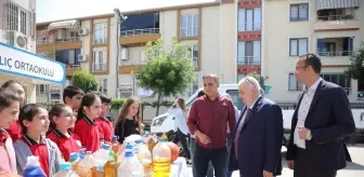 Gemlik'te öğrenciler atık yağları toplayarak çevreyi korudu