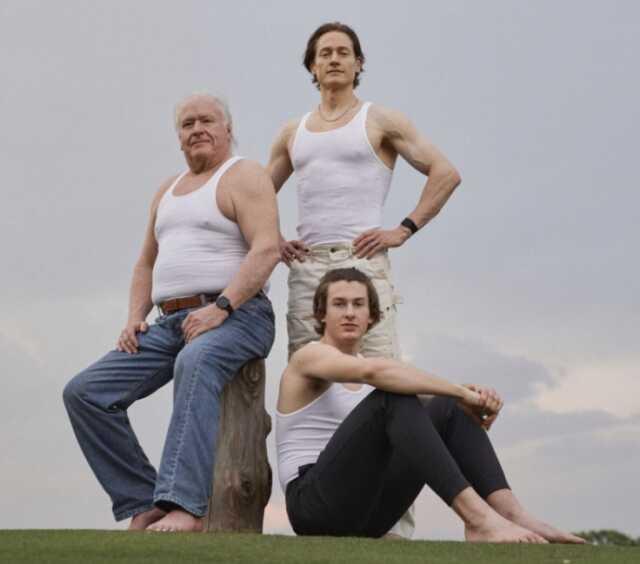 Yaşlanmamak için 17 yaşındaki oğlunun kanını vücuduna enjekte ediyor Yaşlanmamak için 17 yaşındaki oğlunun kanını vücuduna enjekte ediyor