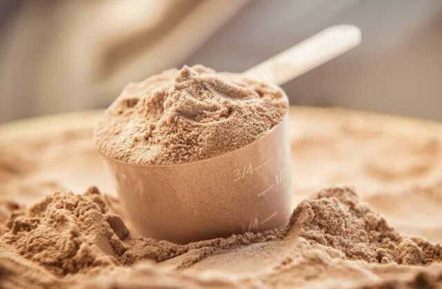 Protein tozu zararlı mı? Protein tozu ne işe yarar? Protein tozu nasıl kullanılır? Protein tozu kilo aldırır mı? Protein tozu zararları ve faydaları!