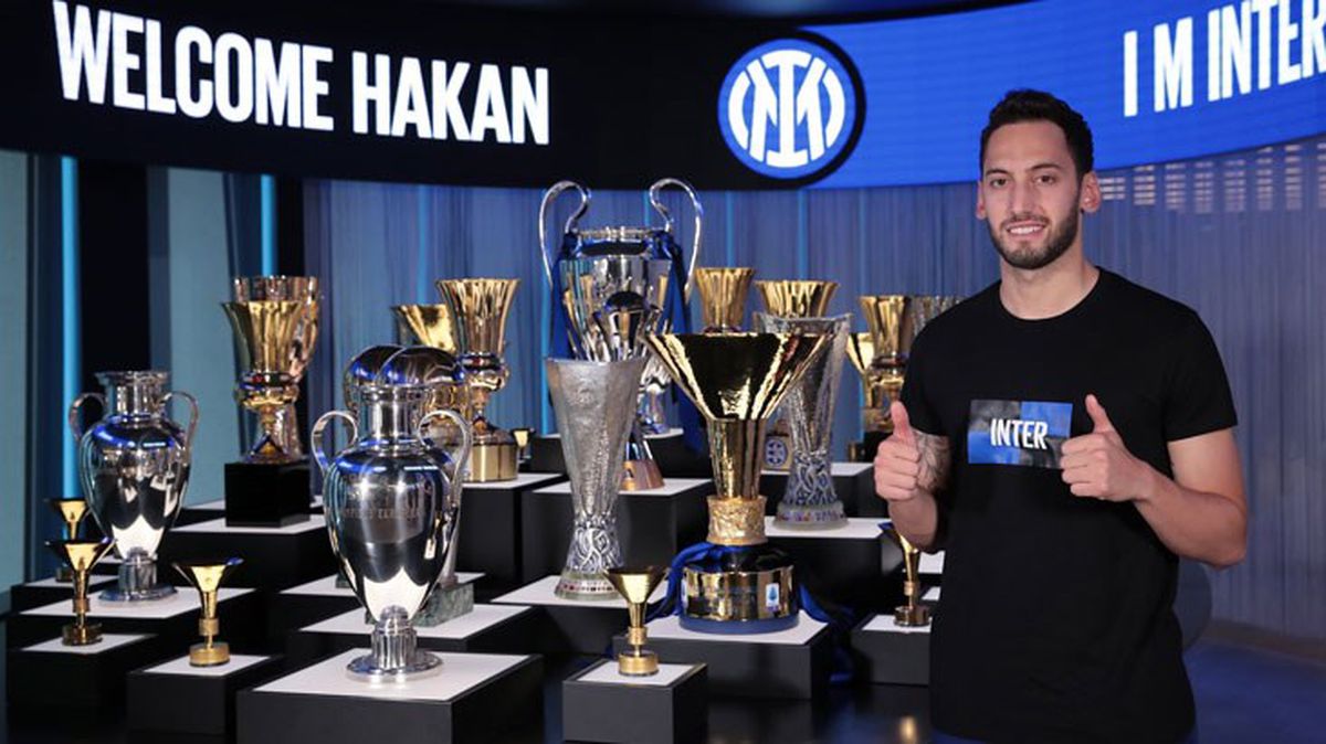 Rakibe mesajı verdi! Hakan Çalhanoğlu'ndan dev final öncesi çok konuşulacak sözler