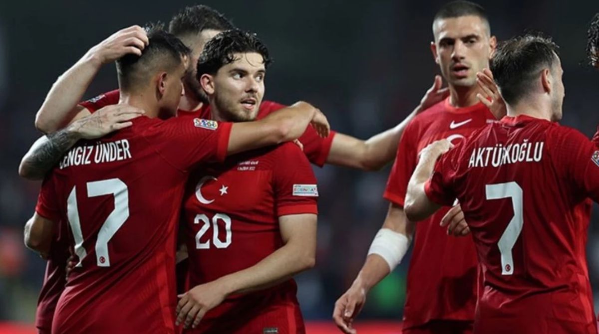 Letonya - Türkiye ilk 11 belli oldu mu? Letonya - Türkiye maçının kadrosu belli oldu mu? İşte Letonya - Türkiye maçının ilk 11'i!