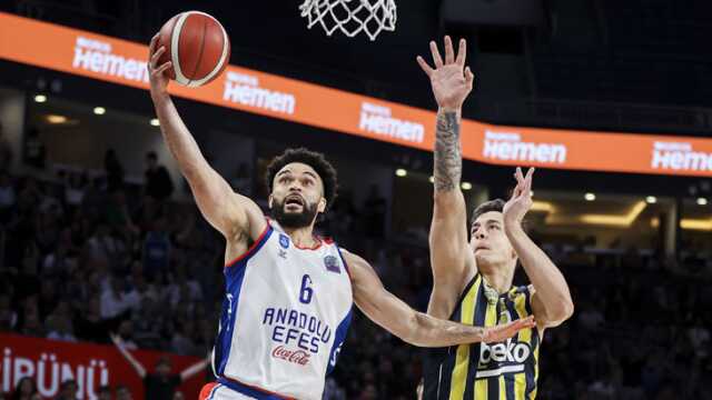 Mücadele nefes kesti! Basketbol Süper Ligi'nde ilk finalist belli oldu