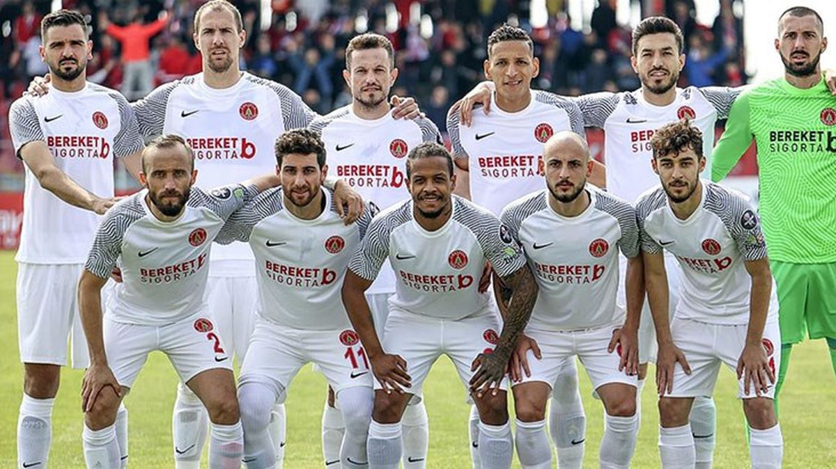 Yangın büyüyor! Süper Lig'den düşen Ümraniyespor da TFF'ye resmen başvuru yapacak