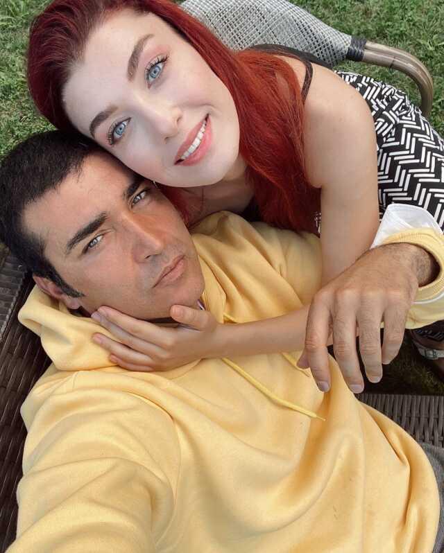 10 yıldır el ele! Mert Kılıç ve Aslıhan Güner'den romantik paylaşımlar geldi 10 yıldır el ele! Mert Kılıç ve Aslıhan Güner'den romantik paylaşımlar geldi