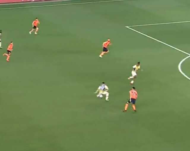 50'inci saniyede öne geçtiler! Hatayı affetmeyen Arda Güler'den Batshuayi'ye harika asist