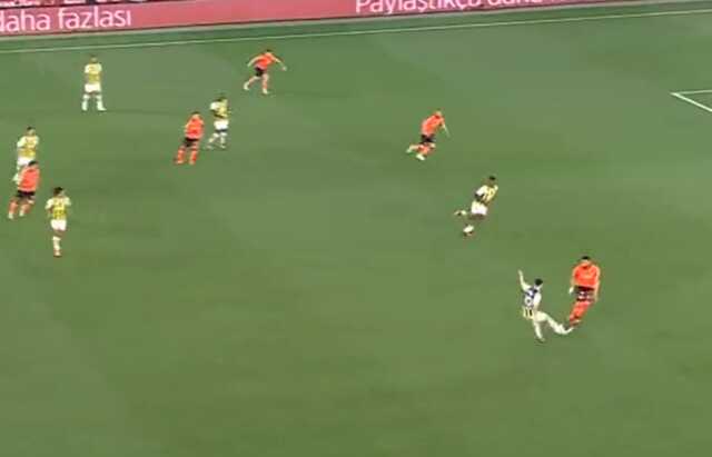 50'inci saniyede öne geçtiler! Hatayı affetmeyen Arda Güler'den Batshuayi'ye harika asist