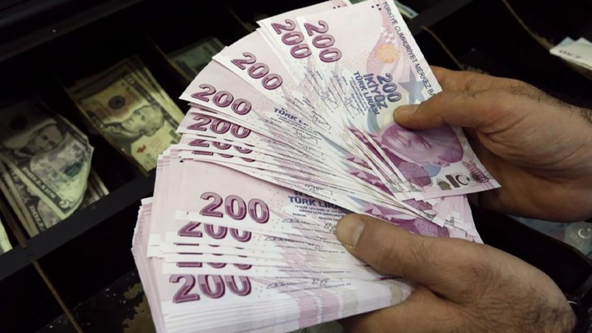 Milyonların gözü 13 Haziran'da başlayacak toplantılarda! İşte masadaki olası zam oranlarına göre oluşabilecek asgari ücret