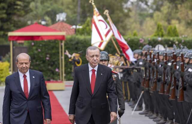 Cumhurbaşkanı Erdoğan, ilk yurt dışı ziyareti için KKTC'ye gitti
