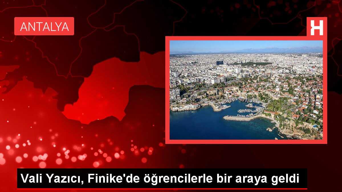 Antalya Valisi Ersin Yazıcı, Finike'de öğrencilerle buluştu