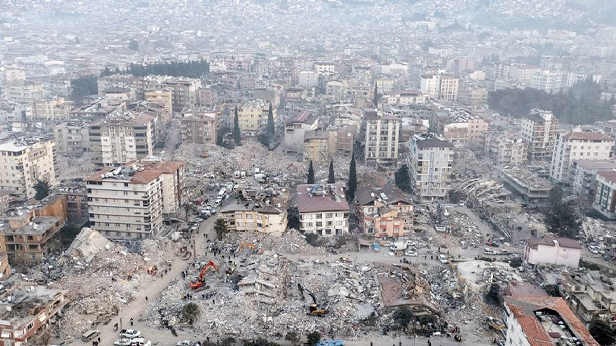 Hükümetten deprem bölgesini ayağa kaldıracak bir hamle daha: 11 yeri sanayi sahası ilan ettik