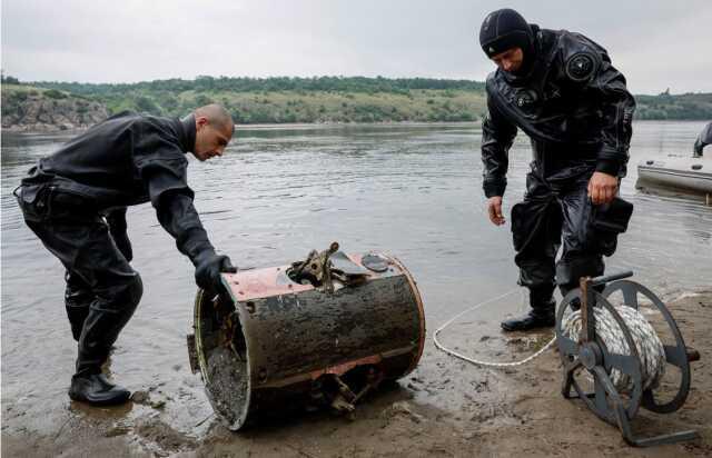 Kakhovka Barajı'nın çökmesinden sonra Dinyeper Nehri kurudu