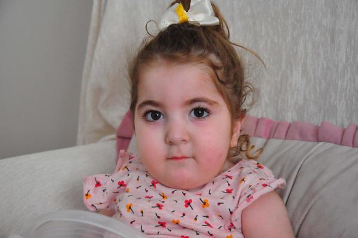 Dubai'de tedavi olan İrem Nur sağlığına kavuştu