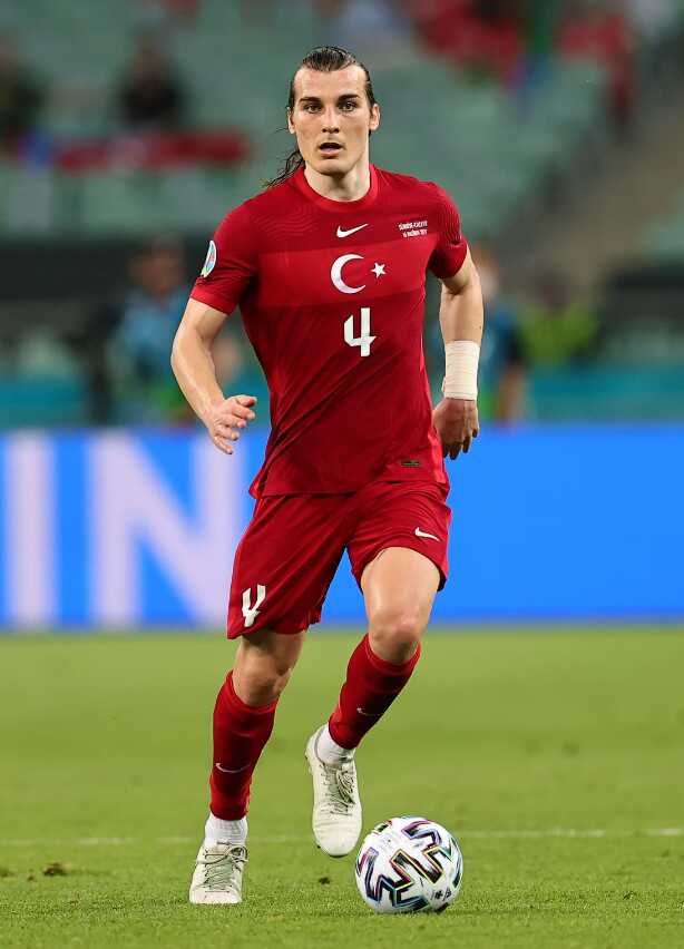 Letenya maçı öncesi büyük şok! Yıldız futbolcu, apar topar kadrodan çıkarıldı