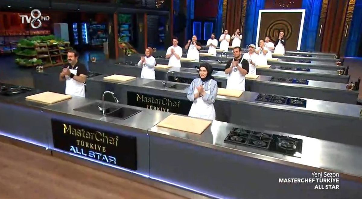 Masterchef ana kadroya kim girdi? 14 Haziran 2023 Masterchef ana kadroya giren 1. yarışmacı kimdir? Ana kadroya giren ilk isim kim oldu?