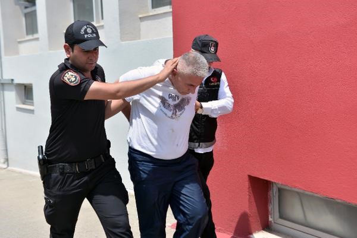 Adana'da Takside Metamfetamin Ele Geçirildi