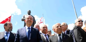 Bolulu Kıbrıs Gazisi Yamaner, KKTC'nin Kurucu Cumhurbaşkanı Denktaş'ın heykelini dikti