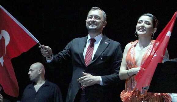 Cüneyt Yüksel görevden alındı mı? Süleymanpaşa Belediye Başkanı Cüneyt Yüksel ihraç mı edildi, görevden mi alındı?