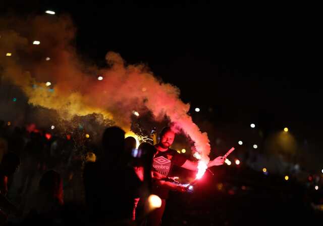 Gece gündüze döndü! Göztepe'nin 98. yıl dönümü İzmir'de coşkuyla kutlandı
