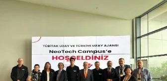 Türk Uzay Yolcuları İstanbul Nişantaşı Üniversitesi'ni Ziyaret Etti