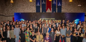 İzmir Şehir Tiyatroları Özdemir Nutku Tiyatro Ödülleri'nde 6 ödül kazandı