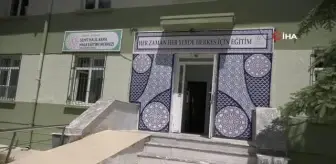 Seyitgazili Kadınlar 'Zili' Dokumasını Gelecek Kuşaklara Aktarmak İçin Tezgah Başına Geçti