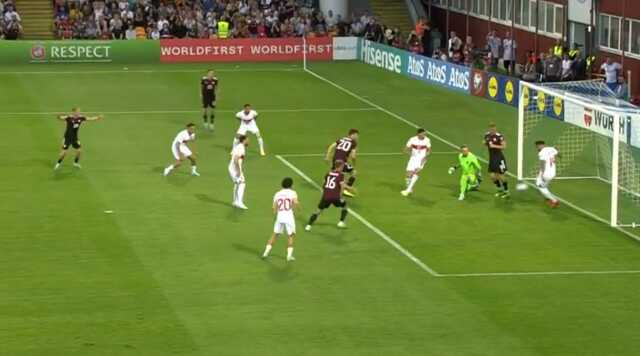 Önce çizgiden çıkardı, sonra gol attı! Galatasaray'ın yıldızından mükemmel performans