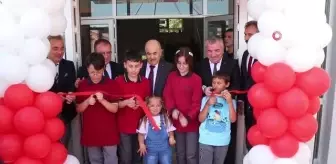 Vali Dağlı, Havza'da öğrencilere karne dağıttı