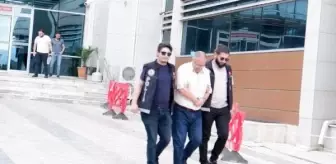 Avukat cezaevine uyuşturucu sokarken yakalandı