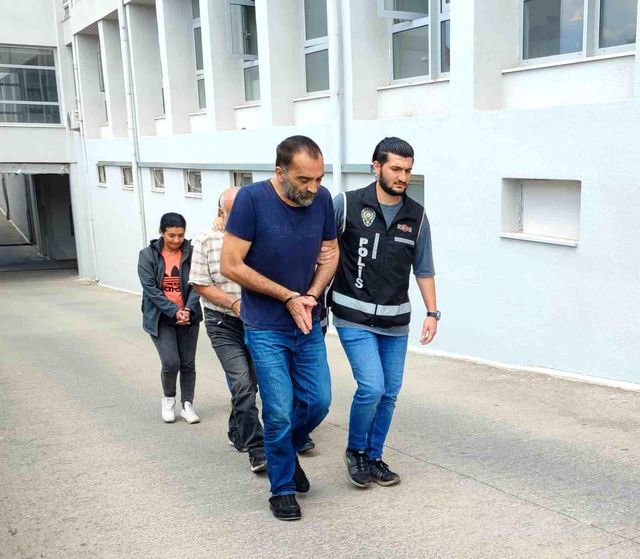 Adana''''da engelli vatandaşları dolandırdılar
