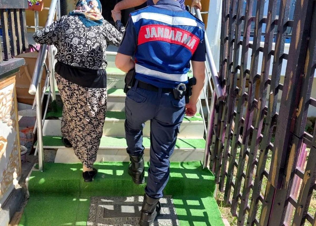 Aydın'da kaybolan engelli yaşlı kadın jandarma ekipleri tarafından bulundu