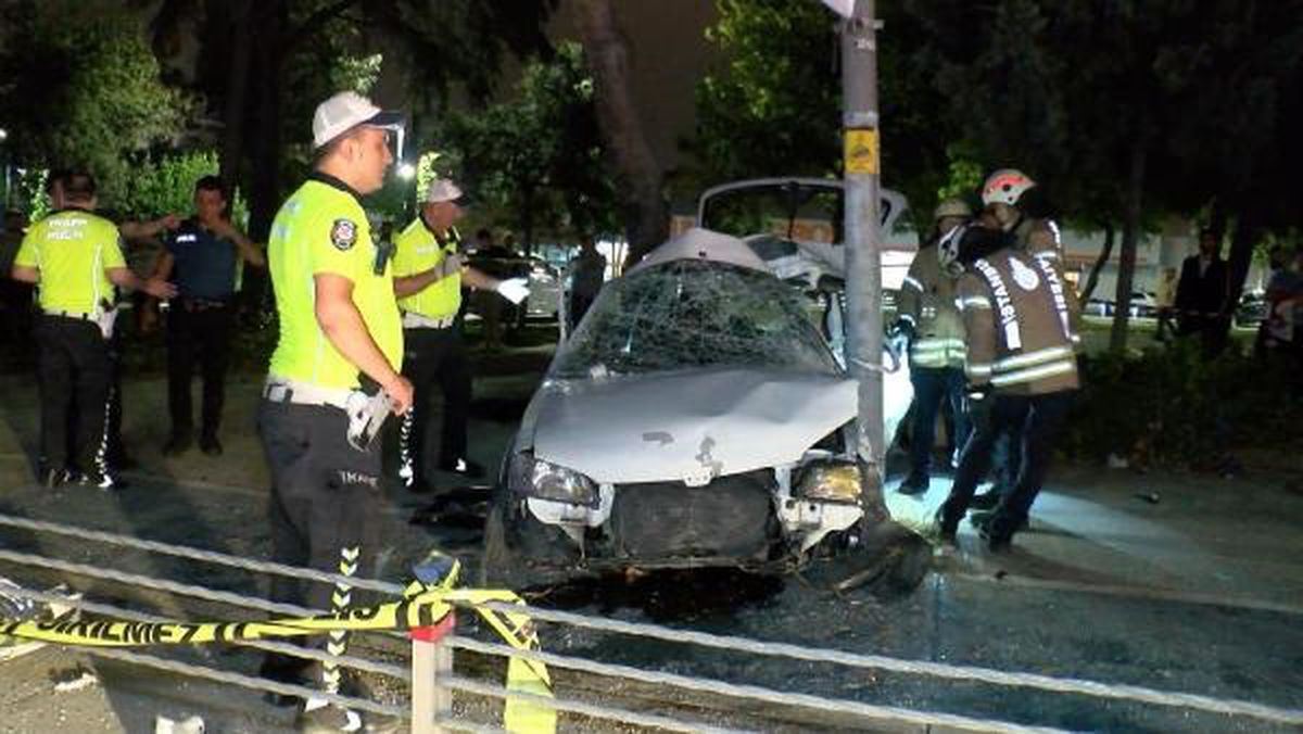 Maltepe'de trafik kazası: 1'i ağır 2 yaralı
