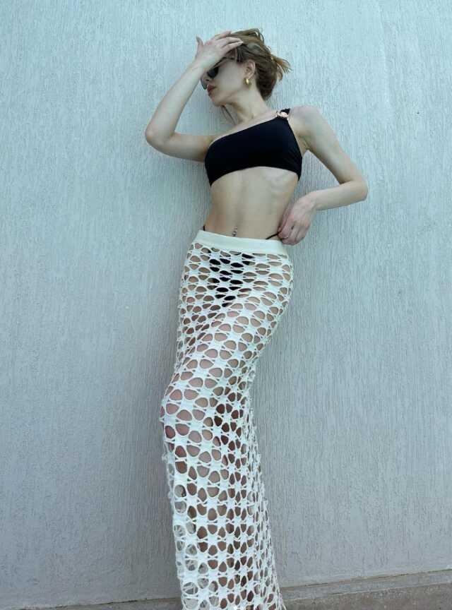 Yaz sezonunu yurt dışında açan Pelin Uluksar, bikinili pozuyla nefes kesti Yaz sezonunu yurt dışında açan Pelin Uluksar, bikinili pozuyla nefes kesti