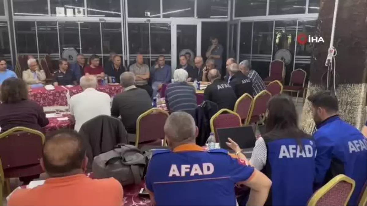 AFAD Başkanı Yunus Sezer, Akhisar'da incelemelerde bulundu