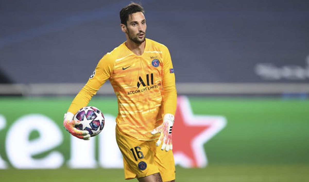 Attan düşüp komalık olmuştu! PSG'nin yıldızından haber var