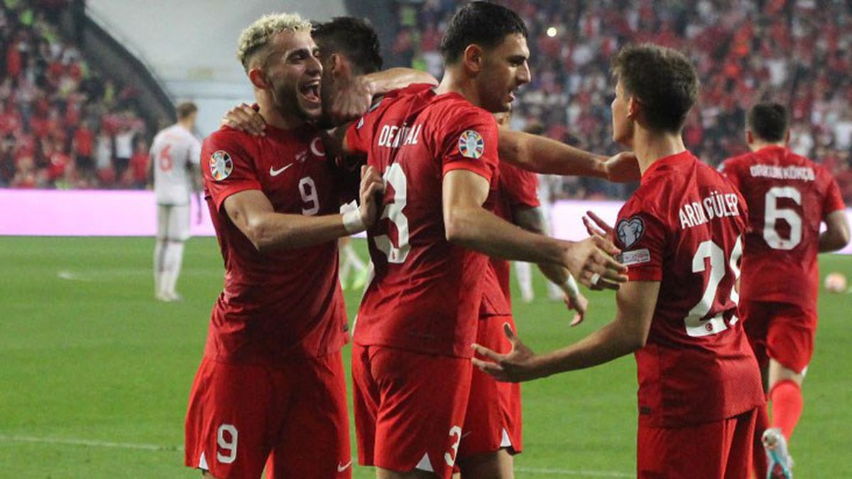 'Böyle gol görmedim' diyen yıldız futbolcu takım arkadaşını öve öve bitiremedi