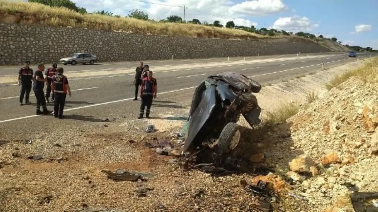 Adıyaman'da Otomobil Takla Attı: 1 Ölü