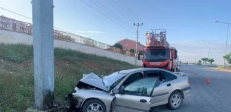 Kırıkkale'de Otomobil Kazası: 1 Ölü, 1 Yaralı