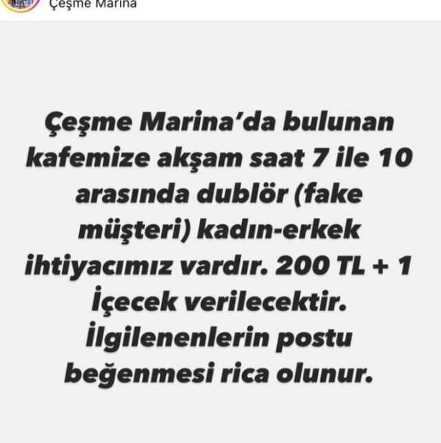 Çeşme'de bir kafe, dublör müşteri ilanı açtı Çeşme'de bir kafe, dublör müşteri ilanı açtı